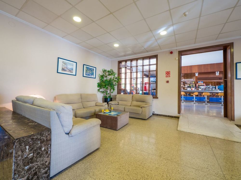 Checkin Pineda Hotel Pineda de Mar